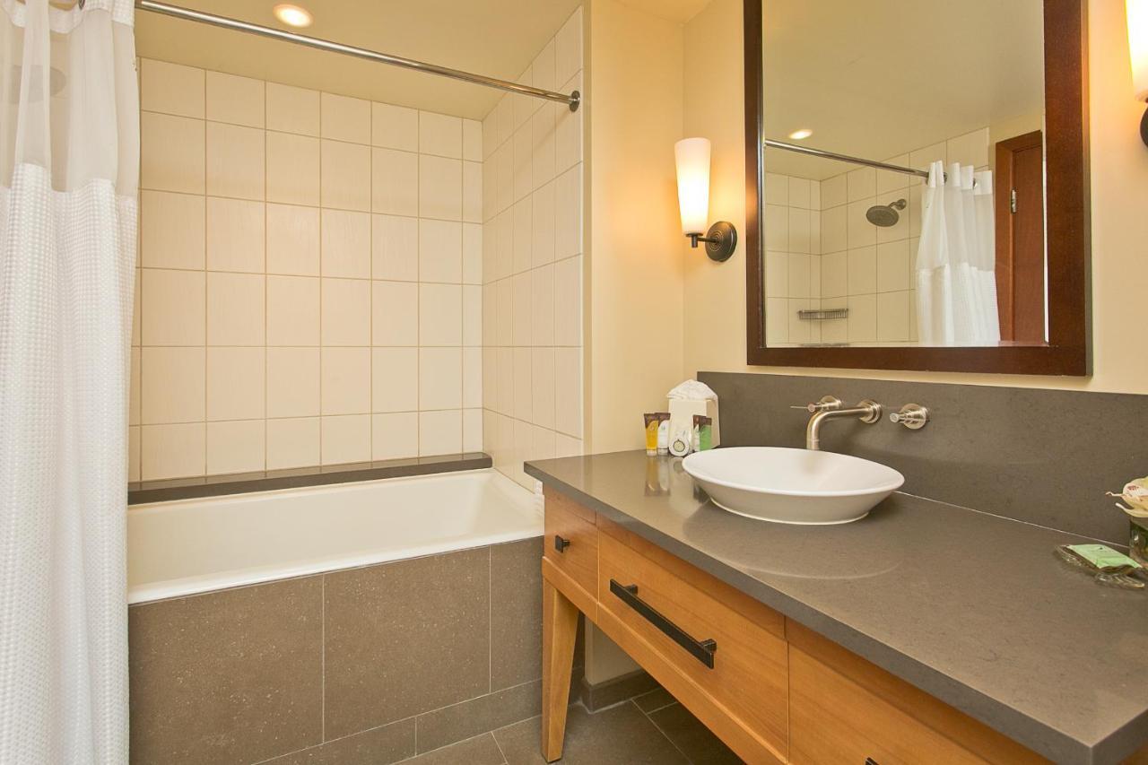 Luxury Pool Front Ko Olina Beach Rental Ground Floor B105 2Br Free Parking Kapolei Bagian luar foto